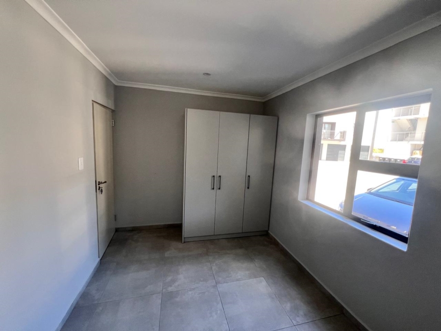 2 Bedroom Property for Sale in Parklands East Western Cape